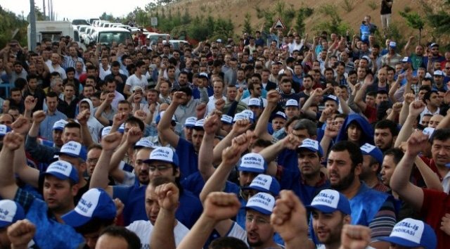 Ülkenin gündemini işçinin emekçinin sorunları belirlemeli