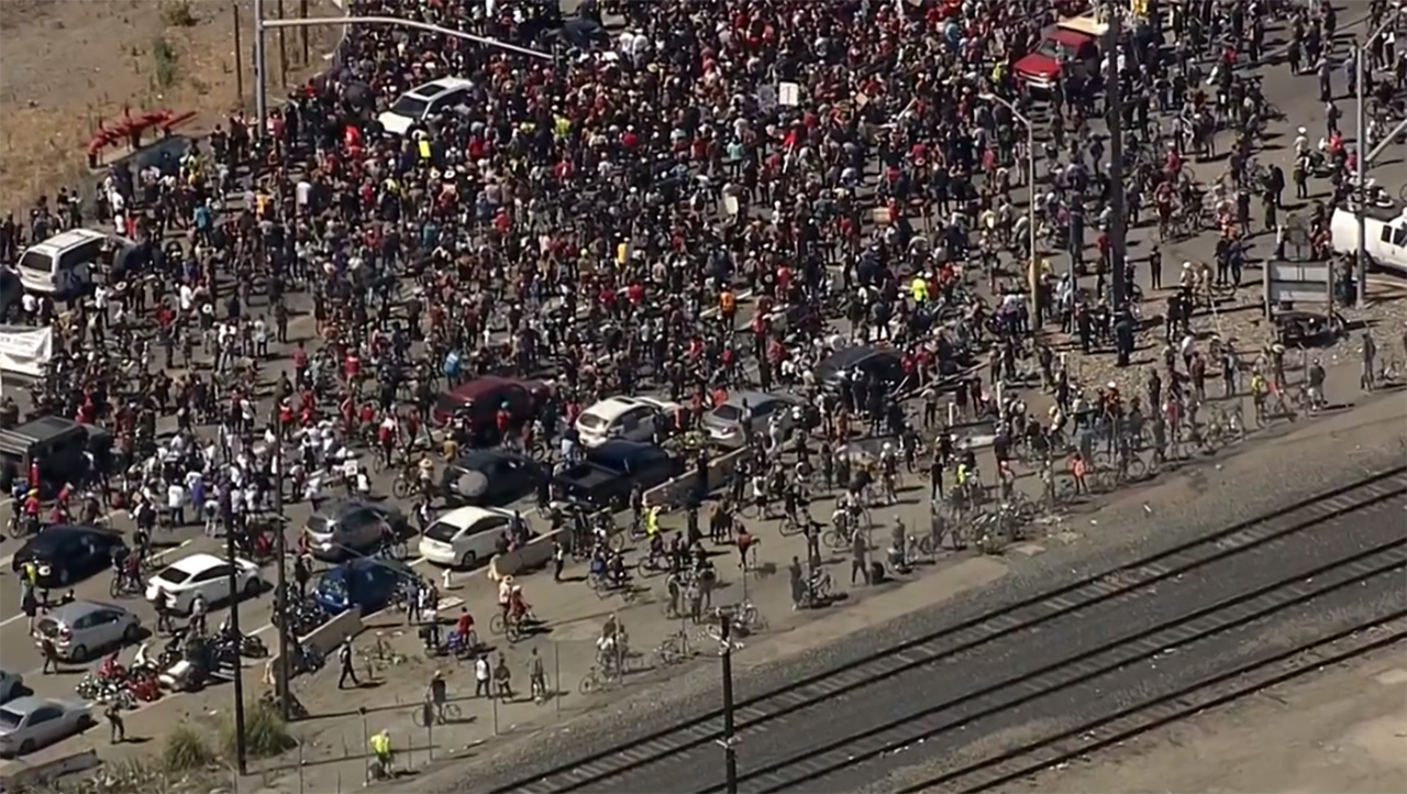 “Black, brown, and white; workers of the world unite!” Workers’ action against racism and police terror in Oakland, California