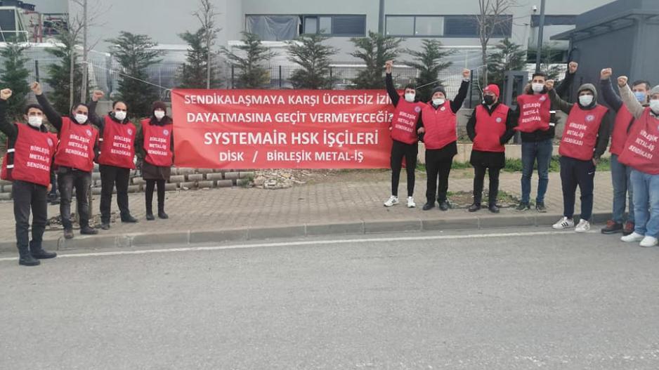 Dilovası Systemair HSK direnişinden bir işçi: Örgütlenmeli ve 1 Mayıs’ı kutlayabilmek için mücadele etmeliyiz