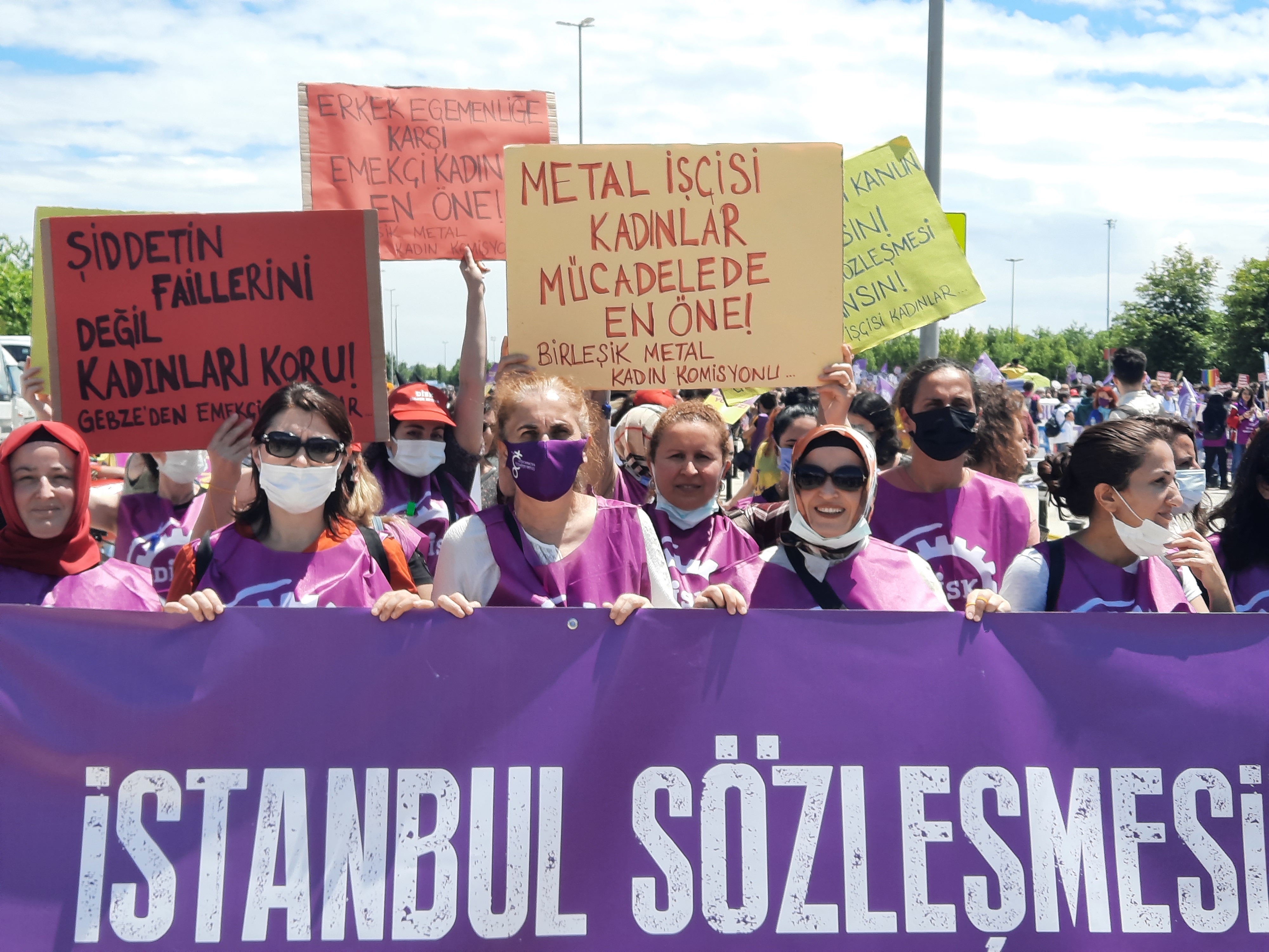 Gebze’den bir metal işçisi kadın