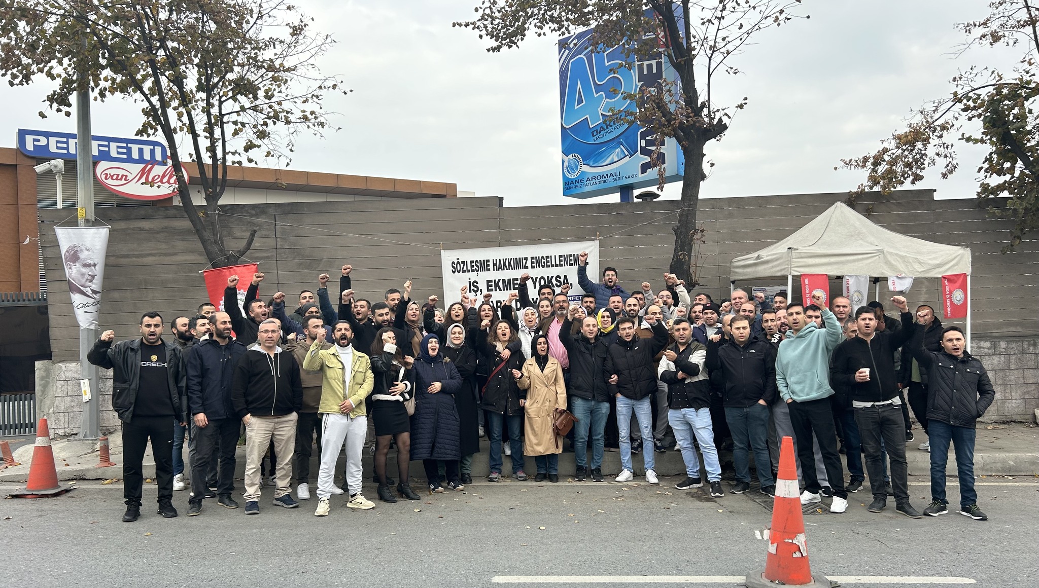 Yolumuza tümsekler çıksa da vazgeçmeyeceğiz hakkımızı söke söke alacağız