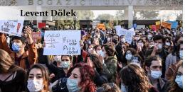 Resistance on the Bosphorus